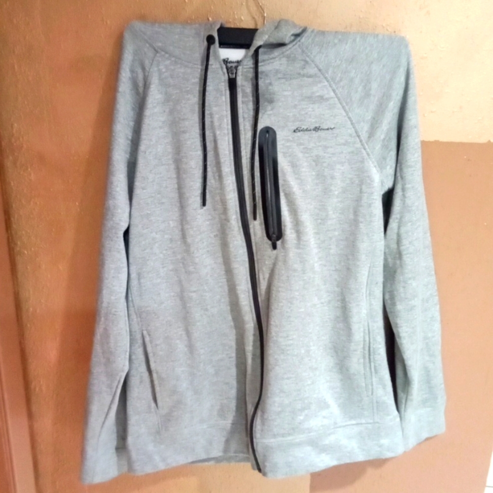 Eddie Bauer motion freedry hoodie jacket Grey size M.